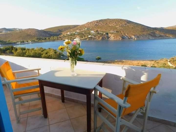 Glaros Studios Agriolivadi Patmos Skála Exteriör bild